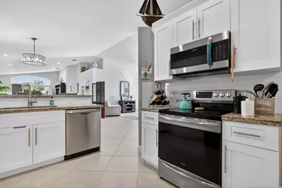 9707 Cherry Blossom Court, Boynton Beach, FL 33437 - Photo 15