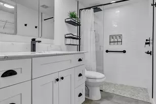 100 Waterway Dr S, Lantana, FL 33462 - Photo 9