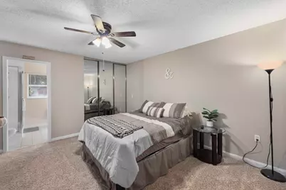 31 Clinton Court #B, Royal Palm Beach, FL 33411 - Photo 21