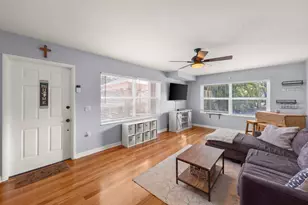 31 Clinton Ct, Royal Palm Beach, FL 33411 - Photo 5