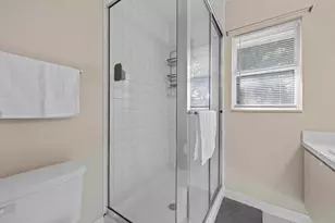 31 Clinton Ct, Royal Palm Beach, FL 33411 - Photo 23