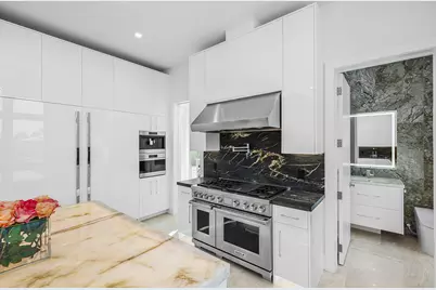 2650 NE 48th Court, Lighthouse Point, FL 33064 - Photo 23