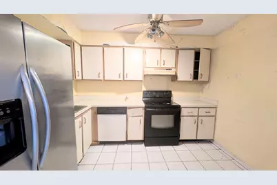 807 Riverside Drive #7, Greenacres, FL 33463 - Photo 5