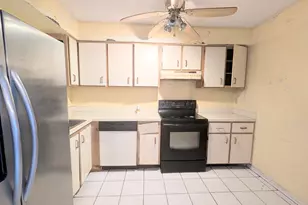 807 Riverside Dr, Greenacres, FL 33463 - Photo 5