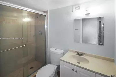 17021 N Bay Road #105, Sunny Isles Beach, FL 33160 - Photo 5