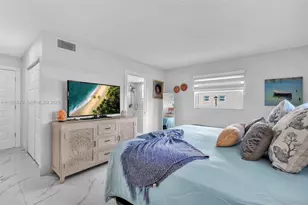205 SE 11th Terrace, Dania Beach, FL 33004 - Photo 9