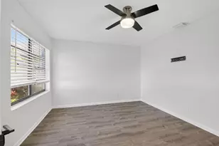 9074 Chatsworth Cascades, Boca Raton, FL 33434 - Photo 15