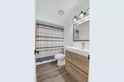 9074 Chatsworth Cascades, Boca Raton, FL 33434 - Photo 25