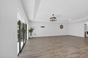 9074 Chatsworth Cascades, Boca Raton, FL 33434 - Photo 7