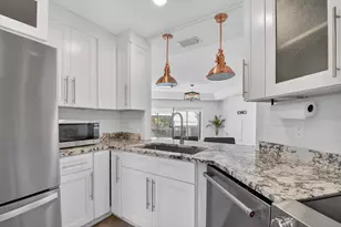 9074 Chatsworth Cascades, Boca Raton, FL 33434 - Photo 13