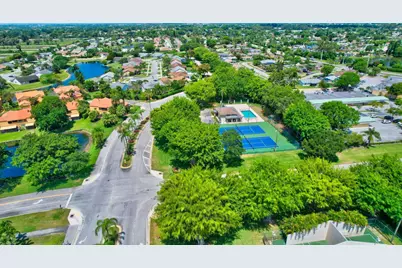 9074 Chatsworth Cascades, Boca Raton, FL 33434 - Photo 37