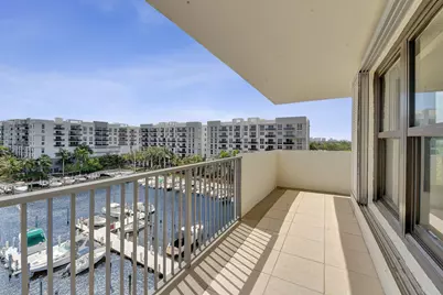 3200 Port Royale Drive N #701, Fort Lauderdale, FL 33308 - Photo 5
