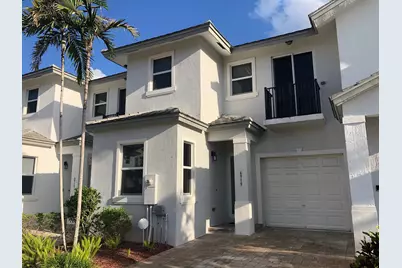 6919 Pines Circle, Coconut Creek, FL 33073 - Photo 1