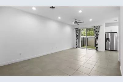 6919 Pines Circle, Coconut Creek, FL 33073 - Photo 11