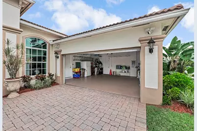 9433 Lantern Bay Circle, West Palm Beach, FL 33411 - Photo 9