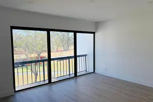 2404 Bridgewood Dr, Boca Raton, FL 33434 - Photo 7