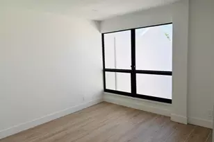 2404 Bridgewood Dr, Boca Raton, FL 33434 - Photo 5