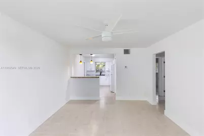 129 SE 4th Street #2, Hallandale Beach, FL 33009 - Photo 3
