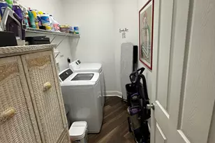 942 NW Leonardo Cir, Port Saint Lucie, FL 34986 - Photo 35