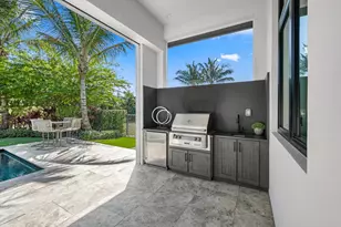 3016 Blue Cypress Ln, Wellington, FL 33414 - Photo 49