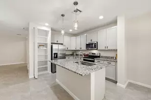 340 NW 33rd Ln, Pompano Beach, FL 33069 - Photo 17