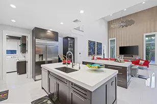 10110 Sweet Bay St, Plantation, FL 33324 - Photo 15