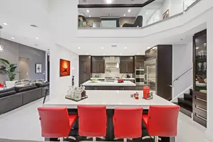 10110 Sweet Bay St, Plantation, FL 33324 - Photo 11