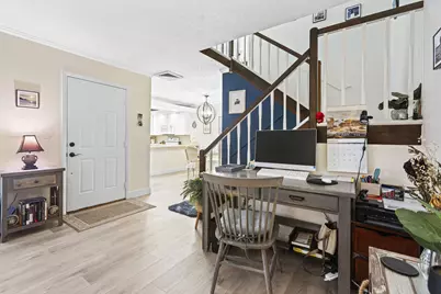 5674 SE Riverboat Drive #131, Stuart, FL 34997 - Photo 5