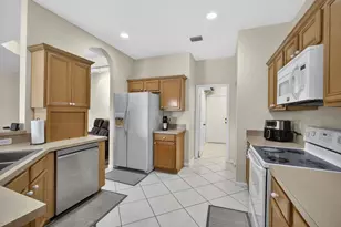 8600 Pine Cay, West Palm Beach, FL 33411 - Photo 21