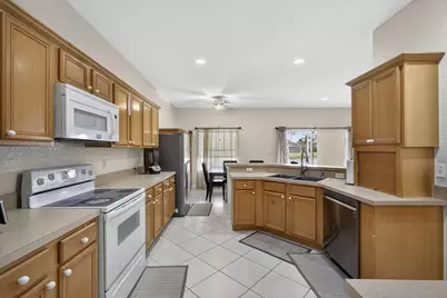 8600 Pine Cay, West Palm Beach, FL 33411 - Photo 17