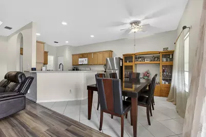 8600 Pine Cay, West Palm Beach, FL 33411 - Photo 15