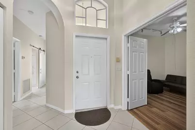 8600 Pine Cay, West Palm Beach, FL 33411 - Photo 7