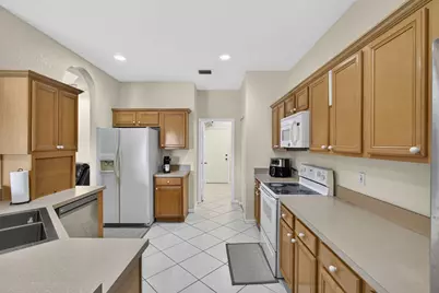 8600 Pine Cay, West Palm Beach, FL 33411 - Photo 21