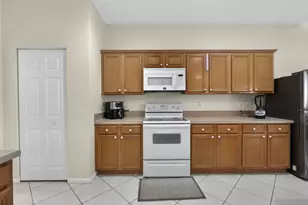 8600 Pine Cay, West Palm Beach, FL 33411 - Photo 23