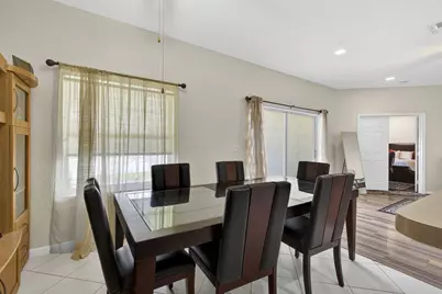 8600 Pine Cay, West Palm Beach, FL 33411 - Photo 17