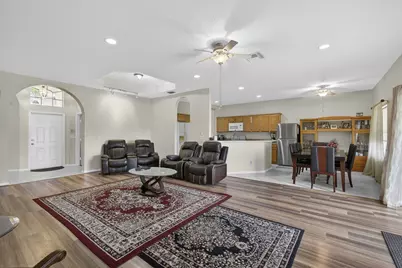 8600 Pine Cay, West Palm Beach, FL 33411 - Photo 13