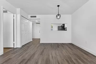 9081 Lime Bay Boulevard, Tamarac, FL 33321 - Photo 7