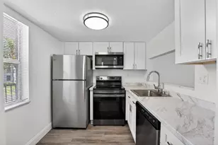 9081 Lime Bay Blvd, Tamarac, FL 33321 - Photo 5