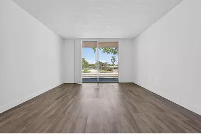 9081 Lime Bay Boulevard, Tamarac, FL 33321 - Photo 9