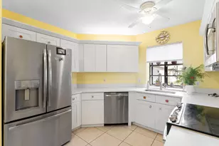 5226 Europa Dr, Boynton Beach, FL 33437 - Photo 13