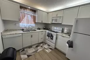 1310 NE 14th Ct, Jensen Beach, FL 34957 - Photo 7