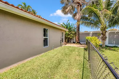 1973 NW 45th Street, Oakland Park, FL 33309 - Photo 43