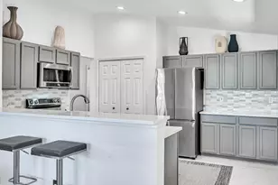1973 NW 45th St, Oakland Park, FL 33309 - Photo 21