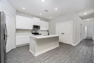 1802 Celebration Dr, Fort Pierce, FL 34947 - Photo 3