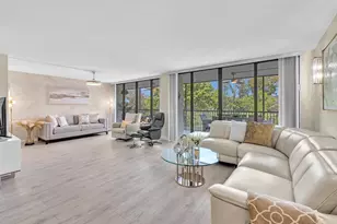 2804 N 46th Ave, Hollywood, FL 33021 - Photo 1