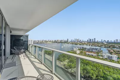 16385 Biscayne Boulevard #2516, North Miami Beach, FL 33160 - Photo 33