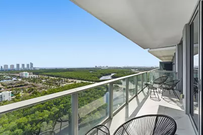 16385 Biscayne Boulevard #2516, North Miami Beach, FL 33160 - Photo 31