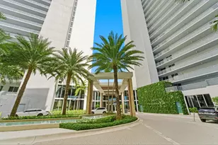 16385 Biscayne Blvd, North Miami Beach, FL 33160 - Photo 49