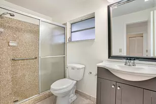 8547 NW 12th St, Plantation, FL 33322 - Photo 17