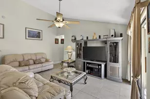 5662 Golden Eagle Cir, Palm Beach Gardens, FL 33418 - Photo 9